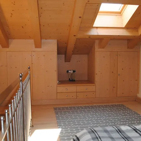 别墅 Zubiana 科尔蒂纳丹佩佐